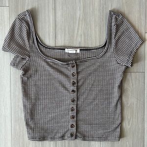 Women’s Billabong shirt